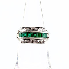 エメラルド デザインリング プラチナ 指輪 メレダイヤ リング 12号 Pt900 エメラルド ダイヤモンド レディース ノンブランドジュエリー 【中古】nbjwl