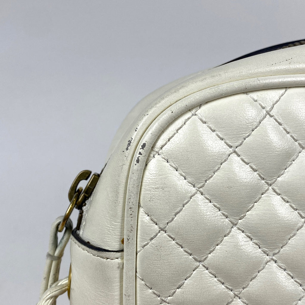 グッチ GGマーモント ショルダーバッグ キルティング ダブルG ウェブ シェリーライン ショルダーバッグ レザー ホワイト 541051 レディース 【中古】brbag