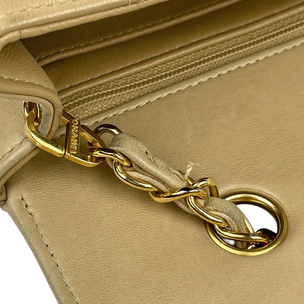 シャネル ダイアナ マトラッセ シングルフラップ チェーン ショルダーバッグ ココマーク ショルダーバッグ レザー クリーム A01164 レディース 【中古】brbag