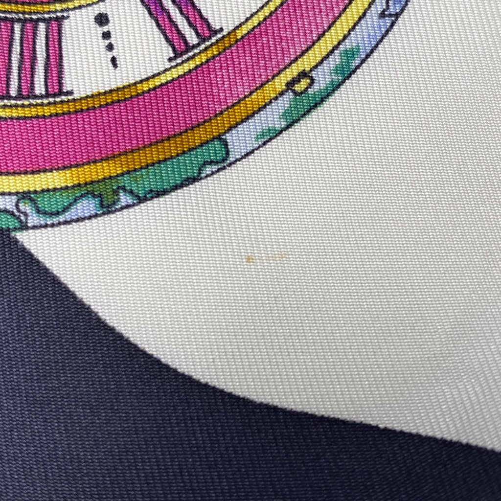 エルメス カレ90 parmi les fleurs je compte les heures 花の中で過ごす時間 スカーフ シルク ネイビー マルチカラー レディース 【中古】brbag