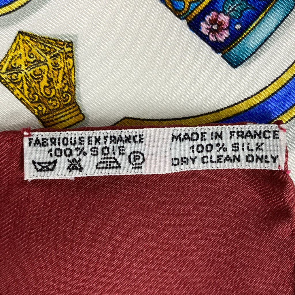 エルメス カレ 90 Qu importe le flacon 香水瓶 Pourvu qu’on ait l’ivresse スカーフ シルク レッド マルチカラー レディース 【中古】brbag