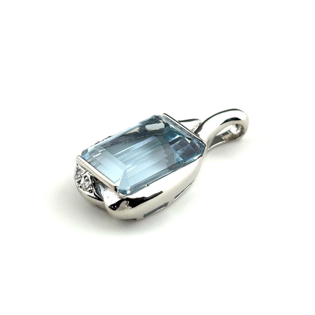 アクアマリン ペンダントトップ プラチナ メレダイヤ ペンダントトップ Pt900 アクアマリン メレダイヤ レディース ノンブランドジュエリー 【中古】nbjwl