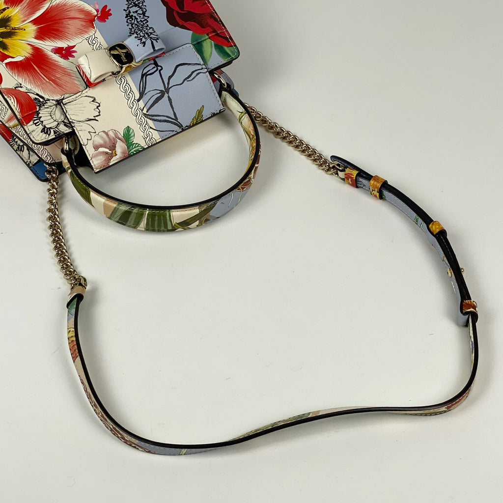 サルヴァトーレフェラガモ ヴァラリボン ハンドバッグ 2WAY ショルダーバッグ 花柄 ハンドバッグ レザー ブルー マルチカラー レディース 【中古】brbag