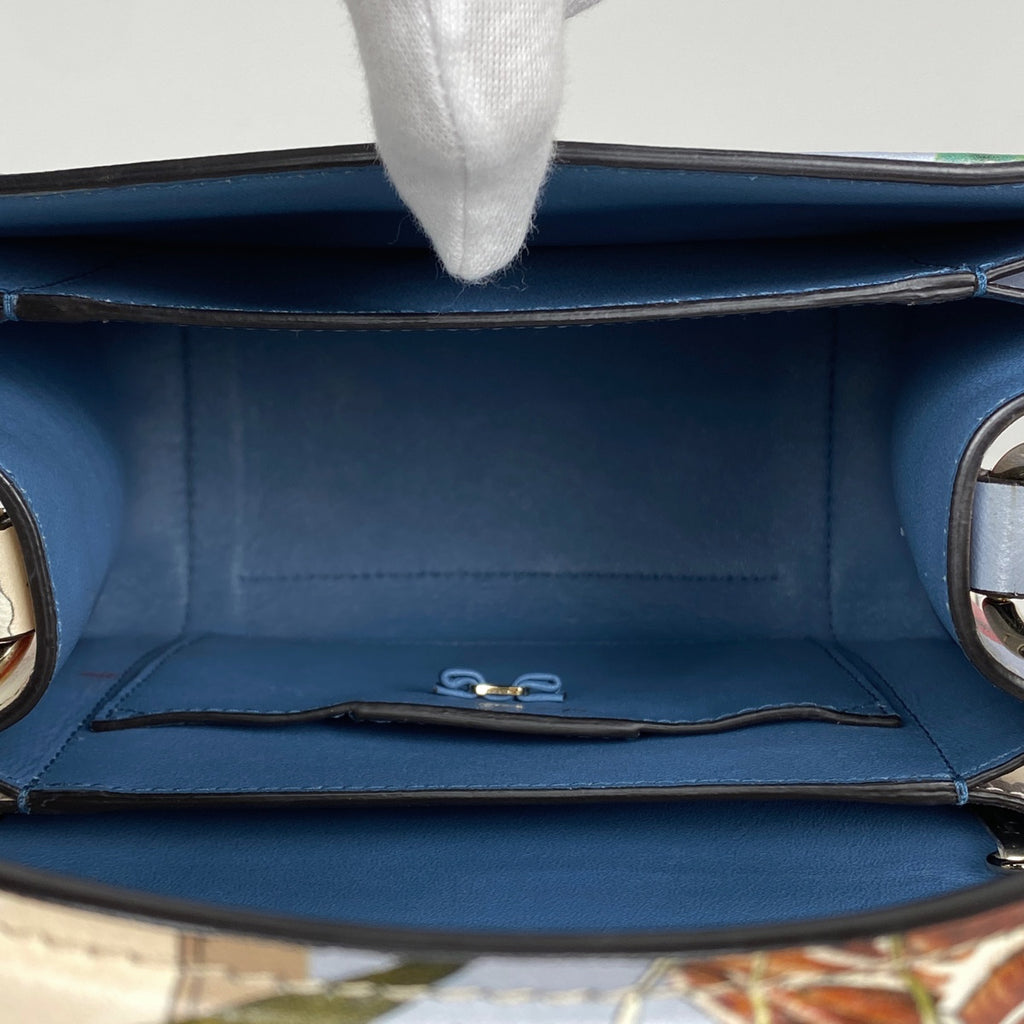 サルヴァトーレフェラガモ ヴァラリボン ハンドバッグ 2WAY ショルダーバッグ 花柄 ハンドバッグ レザー ブルー マルチカラー レディース 【中古】brbag