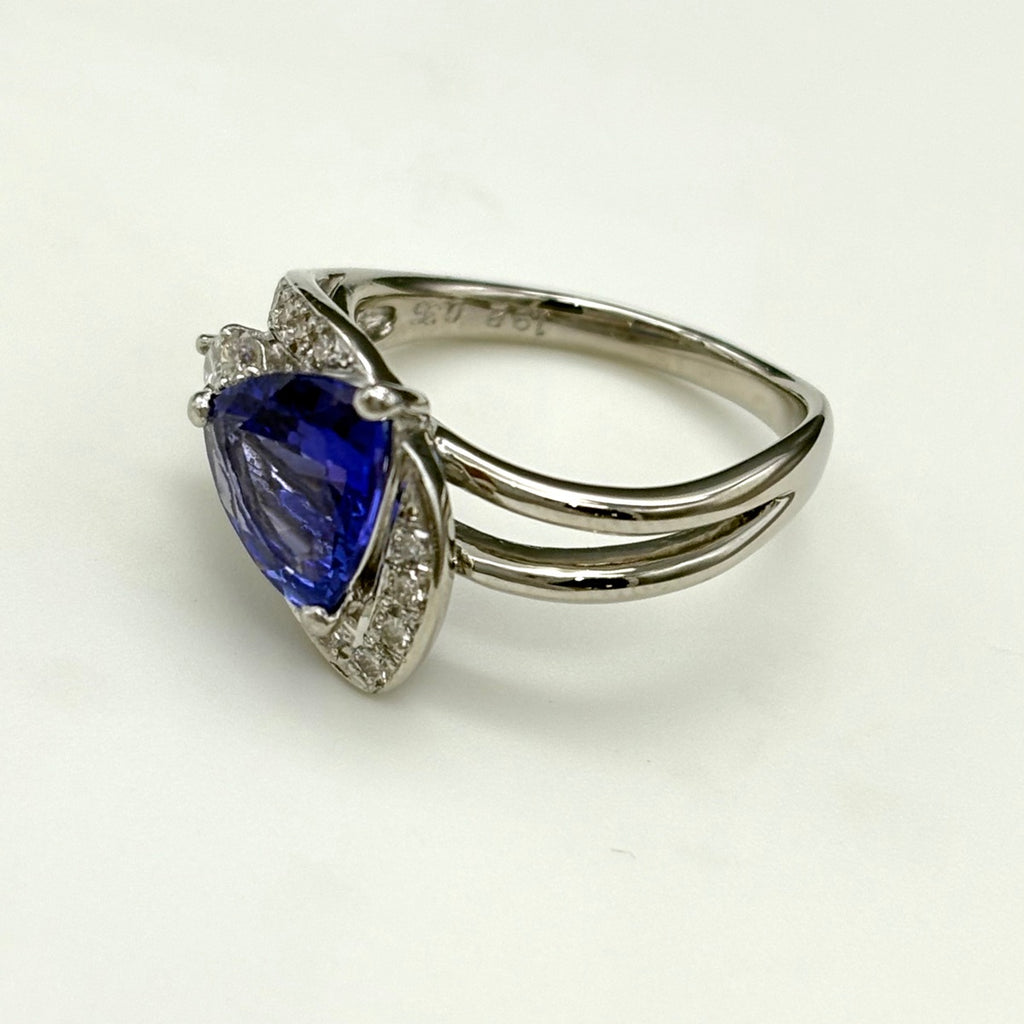 タンザナイト デザインリング プラチナ 指輪 メレダイヤ リング 11号 Pt900 タンザナイト ダイヤモンド レディース 【中古】nbjwl