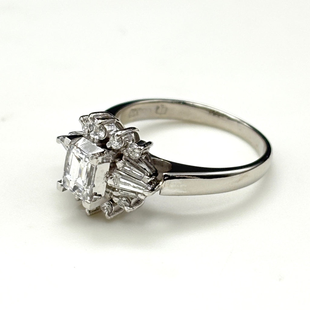 ダイヤモンド デザインリング プラチナ 指輪 メレダイヤ リング 7号 Pt900 ダイヤモンド レディース 【中古】nbjwl