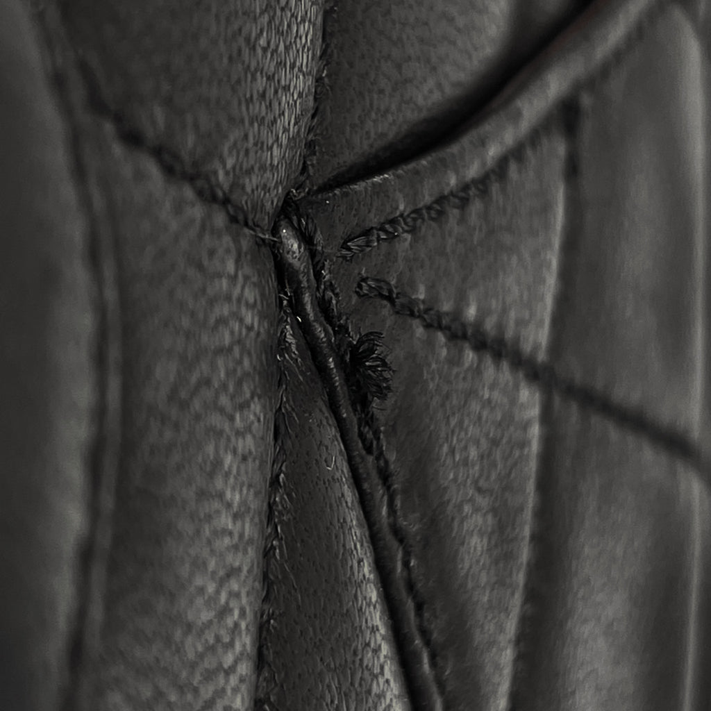 シャネル パリ限定 マトラッセ Wフラップ チェーン ショルダーバッグ ココマーク ショルダーバッグ レザー ブラック レディース 【中古】brbag