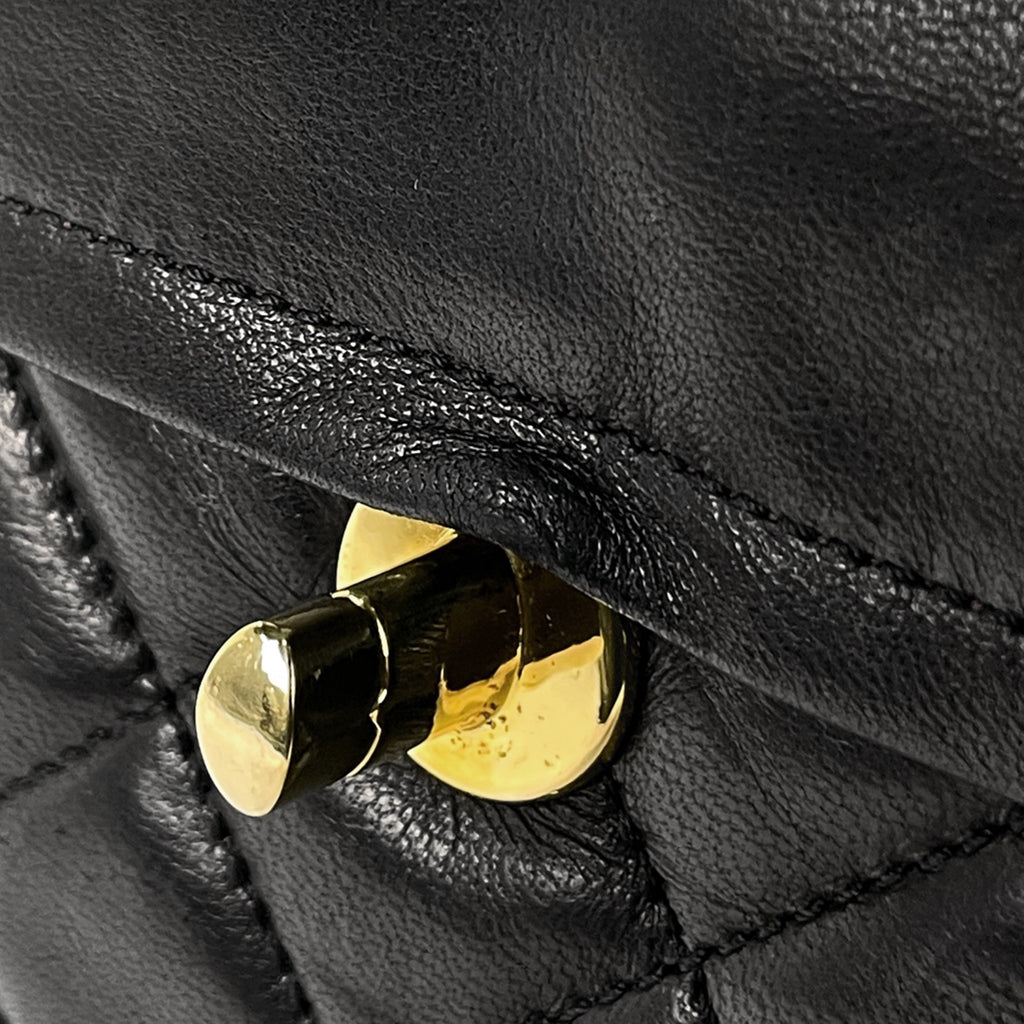 シャネル パリ限定 マトラッセ Wフラップ チェーン ショルダーバッグ ココマーク ショルダーバッグ レザー ブラック レディース 【中古】brbag