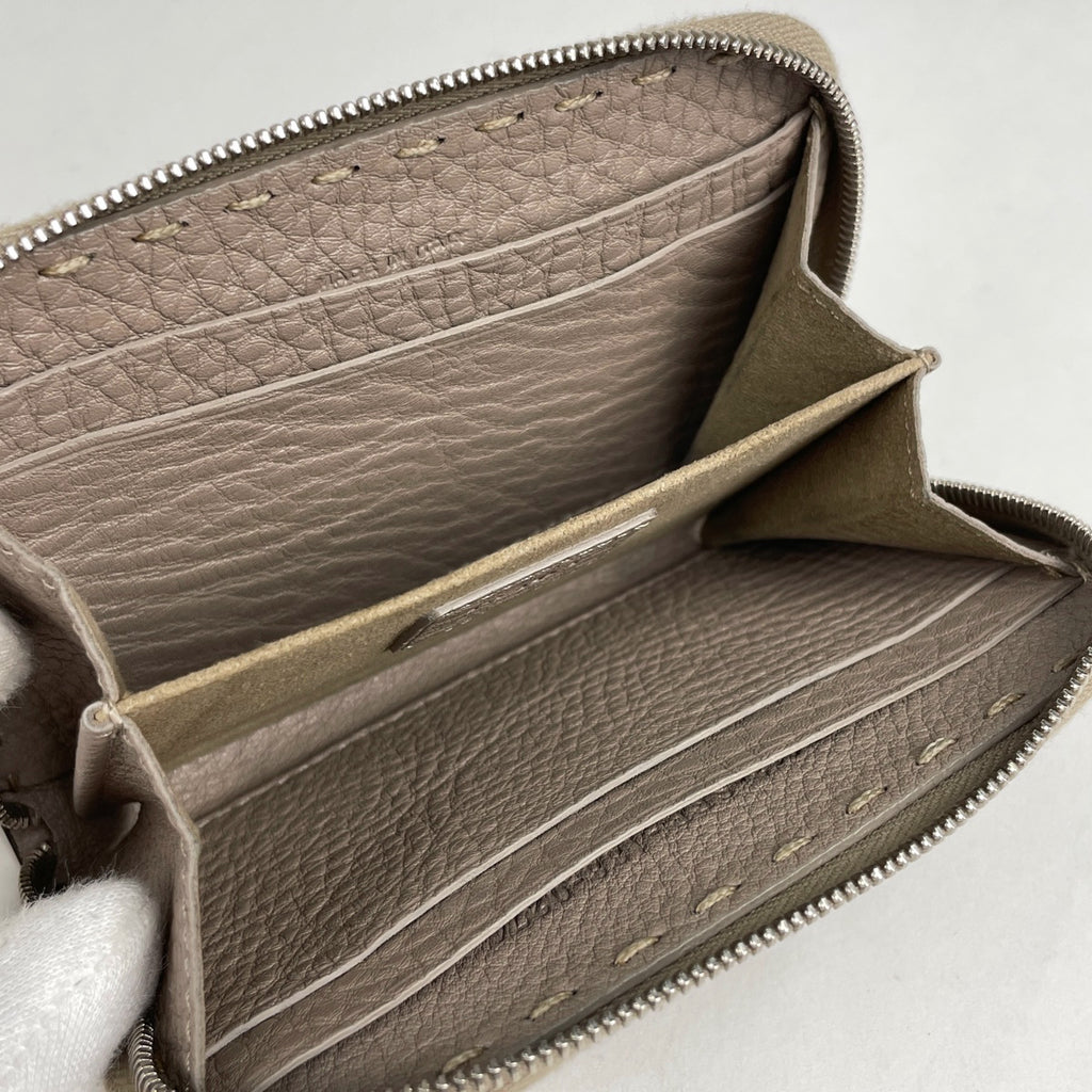 フェンディ セレリア ラウンドファスナー コインケース コインパース 小銭入れ コインケース レザー グレージュ 8M0313 レディース 【中古】brbag