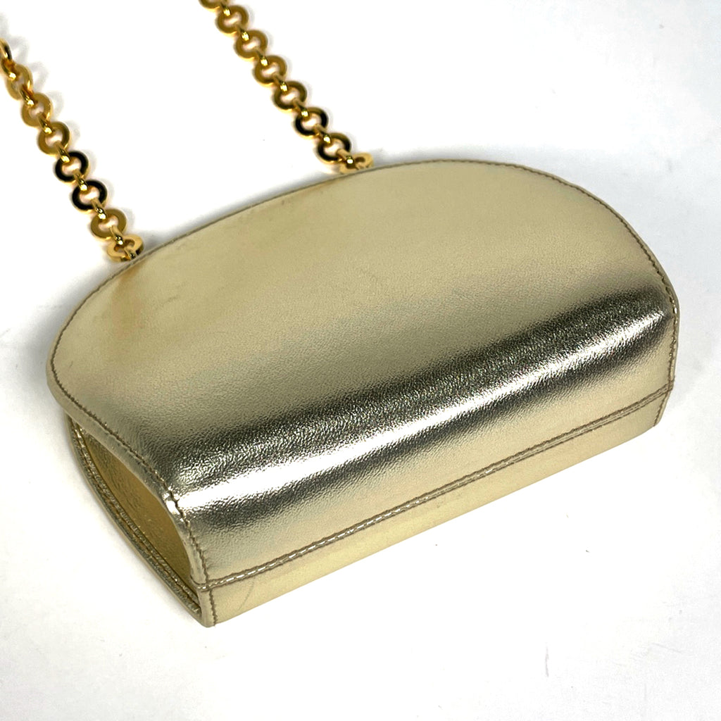 サルヴァトーレフェラガモ ガンチーニ チェーン ショルダーバッグ 2WAY ポーチ ショルダーバッグ レザー ゴールド レディース 【中古】brbag