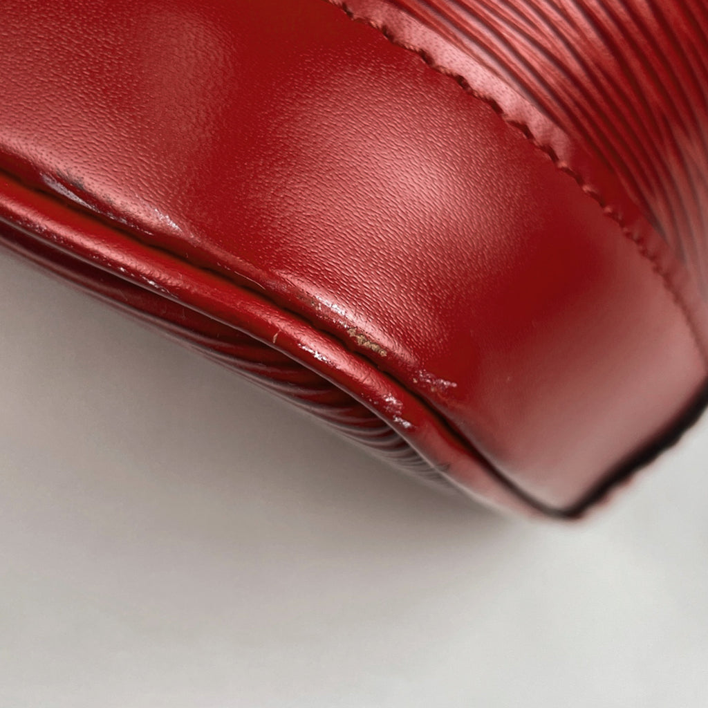 ルイ・ヴィトン アルマ 手提げ ハンドバッグ エピ カスティリアンレッド M52147 レディース 【中古】brbag