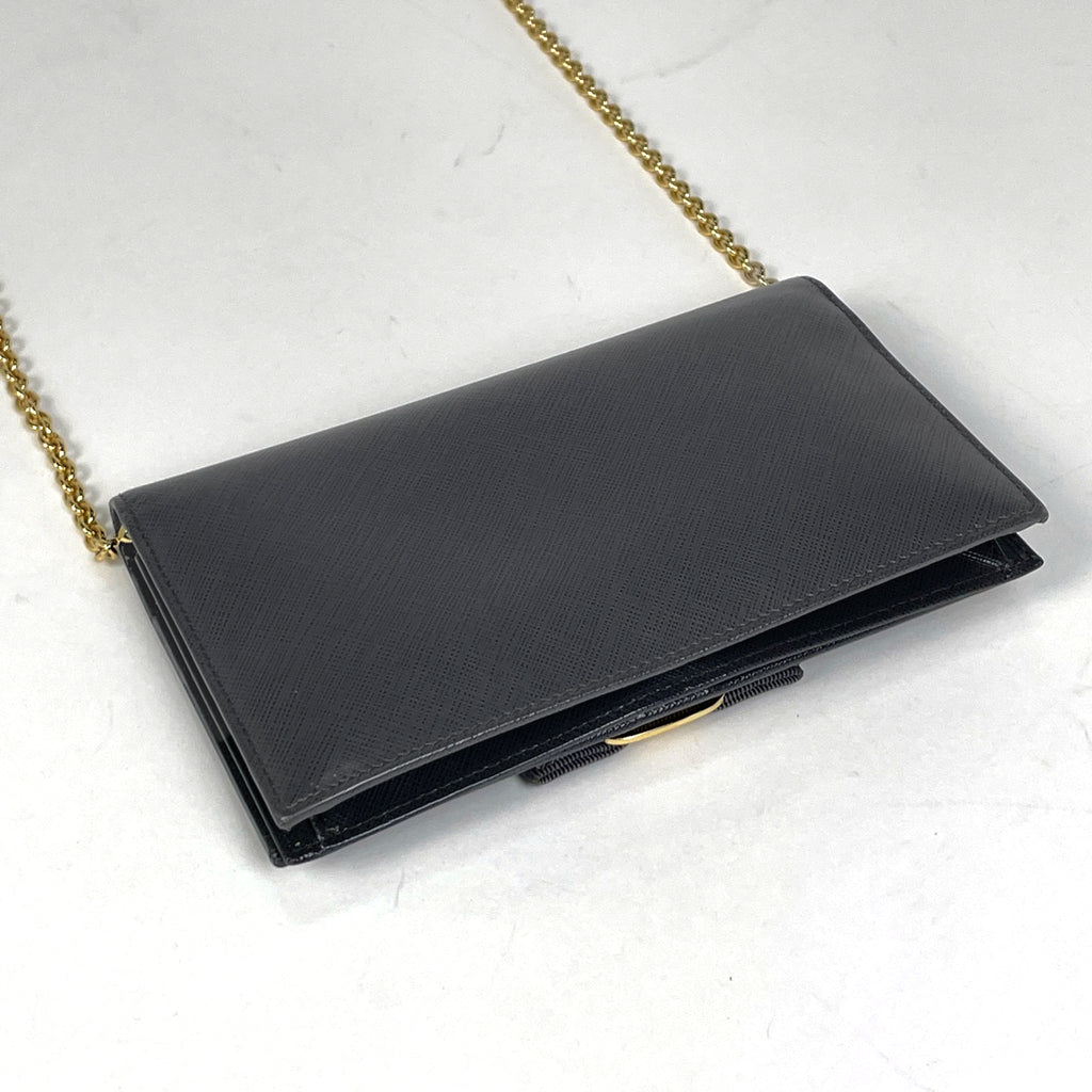 サルヴァトーレフェラガモ ヴァラリボン チェーン ウォレット ショルダーバッグ 二つ折り財布 レザー グレー レディース 【中古】brbag