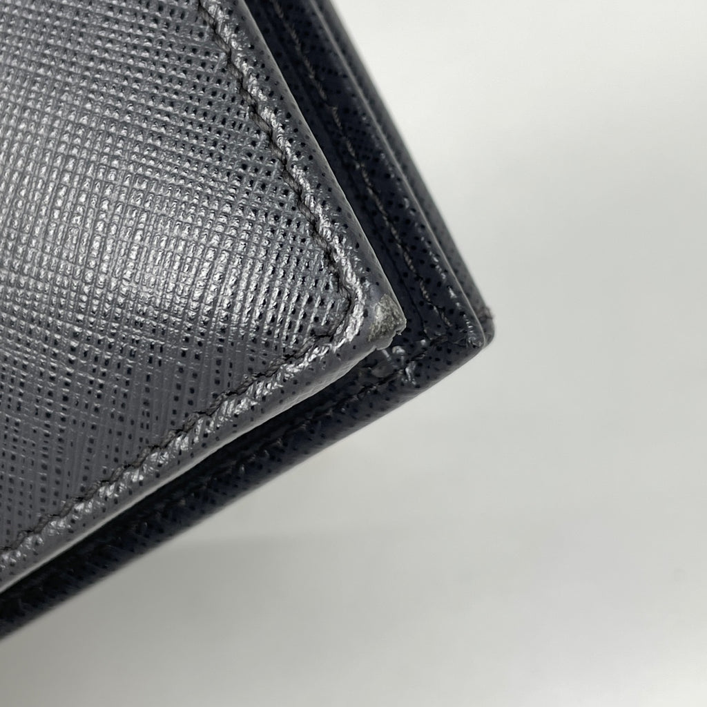 サルヴァトーレフェラガモ ヴァラリボン チェーン ウォレット ショルダーバッグ 二つ折り財布 レザー グレー レディース 【中古】brbag