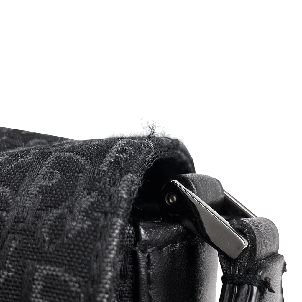 クリスチャンディオール トロッター柄 ショルダーバッグ ロゴ ストリートシック ショルダーバッグ キャンバス ブラック レディース 【中古】brbag