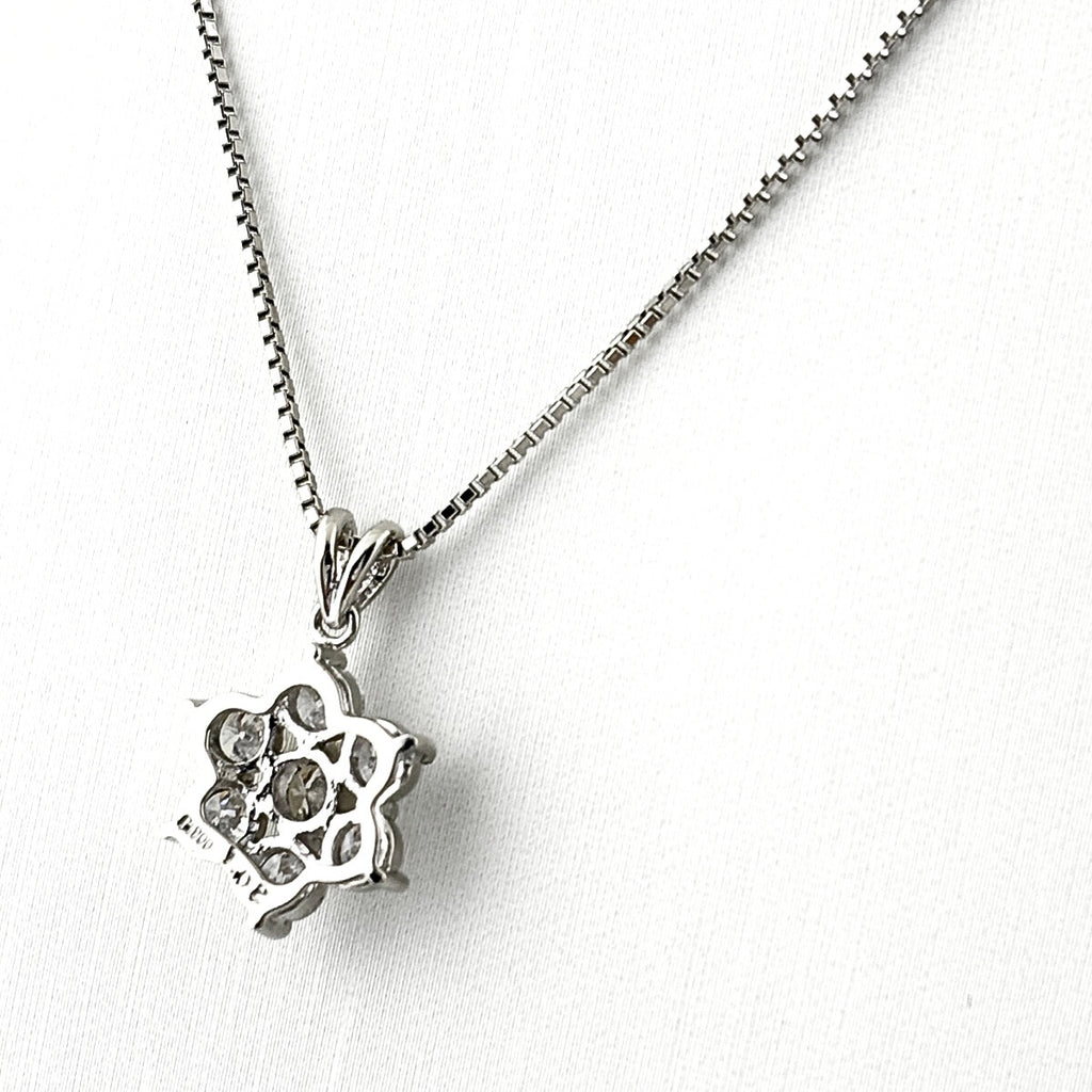 フラワーモチーフ デザインネックレス プラチナ ペンダント メレダイヤ 花 ネックレス Pt900 Pt850 ダイヤモンド レディース 【中古】nbjwl