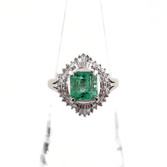 エメラルド デザインリング プラチナ 指輪 メレダイヤ リング 12号 Pt900 エメラルド ダイヤモンド レディース 【中古】nbjwl