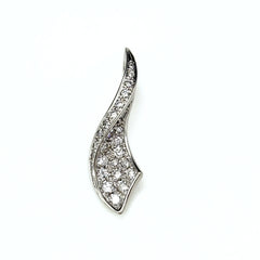 メレダイヤ ペンダントトップ プラチナ ペンダントトップ Pt900 ダイヤモンド レディース ノンブランドジュエリー 【中古】nbjwl