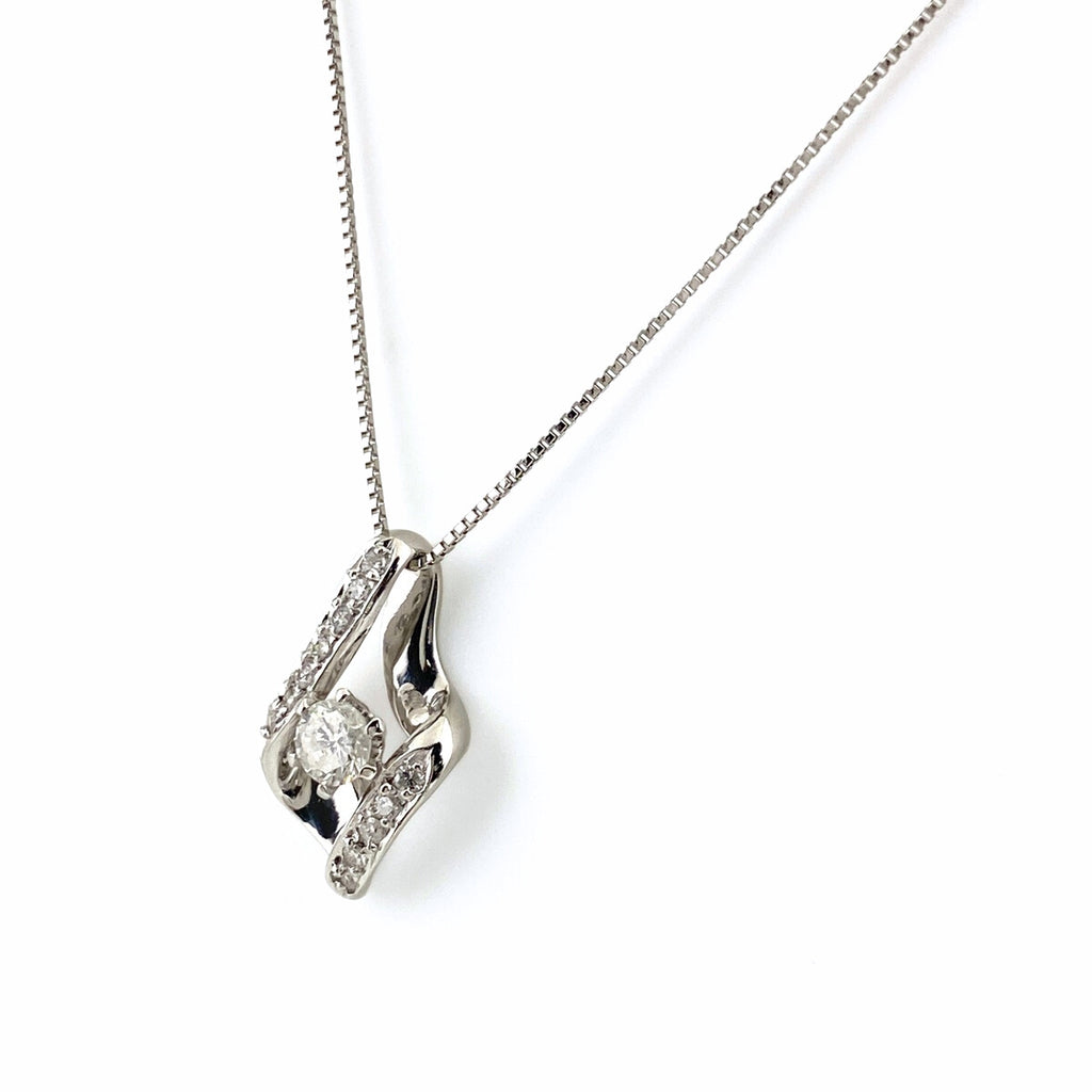 ダイヤモンド デザインネックレス プラチナ ペンダント メレダイヤ ネックレス Pt900 Pt850 ダイヤモンド レディース 【中古】nbjwl