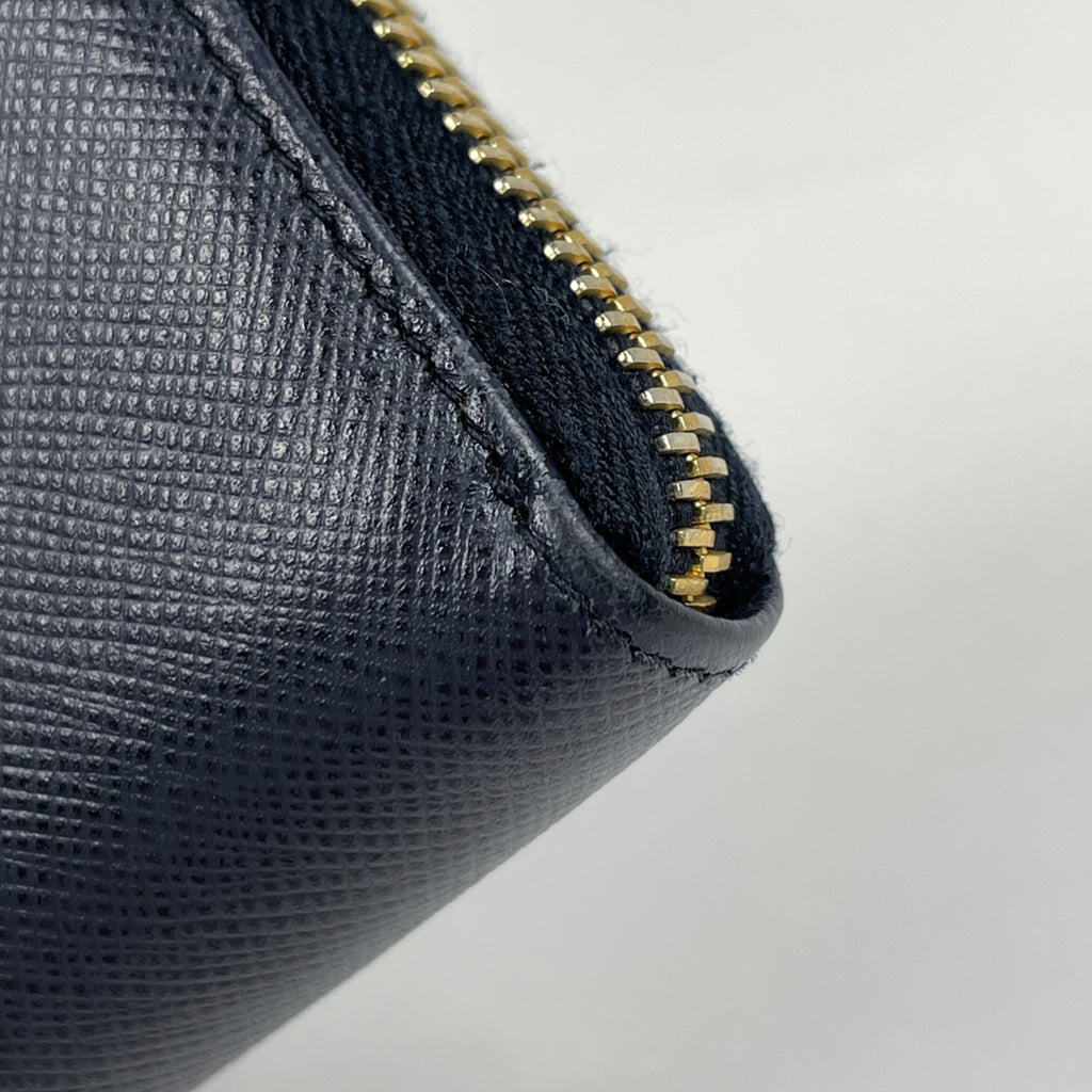 プラダ ロゴプレート L字ファスナー 長財布 札入れ 小銭入れ 長財布 サフィアーノレザー ネイビー レディース 【中古】brbag