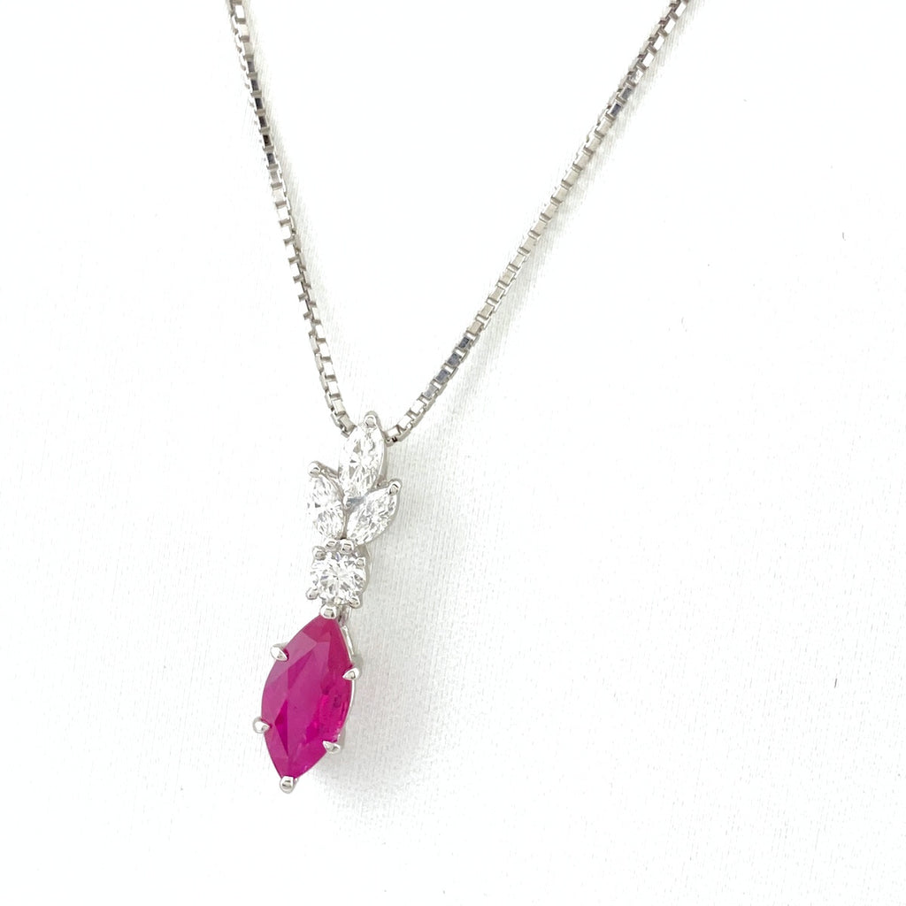 ルビー デザインネックレス プラチナ ペンダント メレダイヤ ダイヤモンド ネックレス Pt900 Pt850 ルビー レディース 【中古】nbjwl