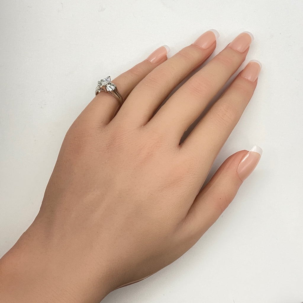 ダイヤモンド デザインリング プラチナ メレダイヤ 指輪 リング 7.5号 Pt900 ダイヤモンド レディース 【中古】nbjwl