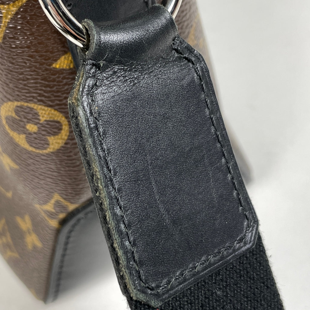 ルイ・ヴィトン トーレス PM 斜めがけ ショルダーバッグ モノグラムマカサー ブラウン ノワール(ブラック) M40635 メンズ 【中古】brbag