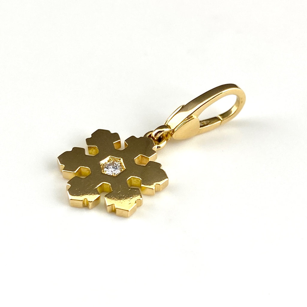 ブルガリ スノーフレーク ペンダントトップ YG イエローゴールド メレダイヤ ペンダントトップ 750 ダイヤモンド レディース 【中古】brjwl