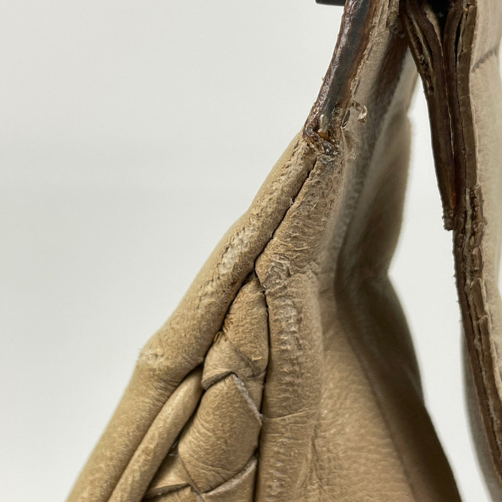 ボッテガヴェネタ イントレチャート ショルダーバッグ ワンショルダー ナッパ ショルダーバッグ レザー ベージュ レディース 【中古】brbag