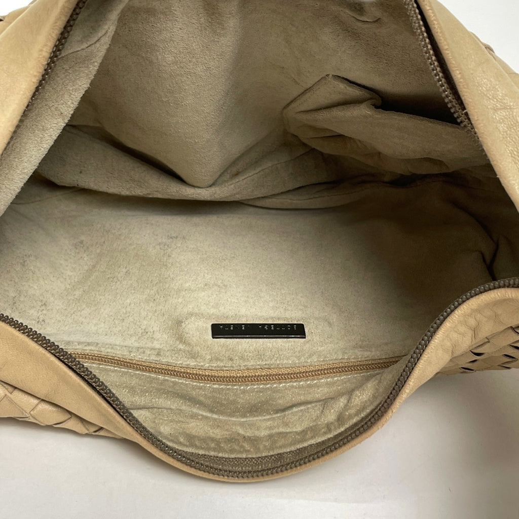 ボッテガヴェネタ イントレチャート ショルダーバッグ ワンショルダー ナッパ ショルダーバッグ レザー ベージュ レディース 【中古】brbag