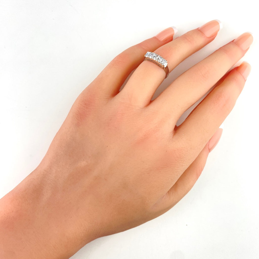 メレダイヤ デザインリング プラチナ 指輪 リング 8号 Pt900 ダイヤモンド レディース 【中古】nbjwl