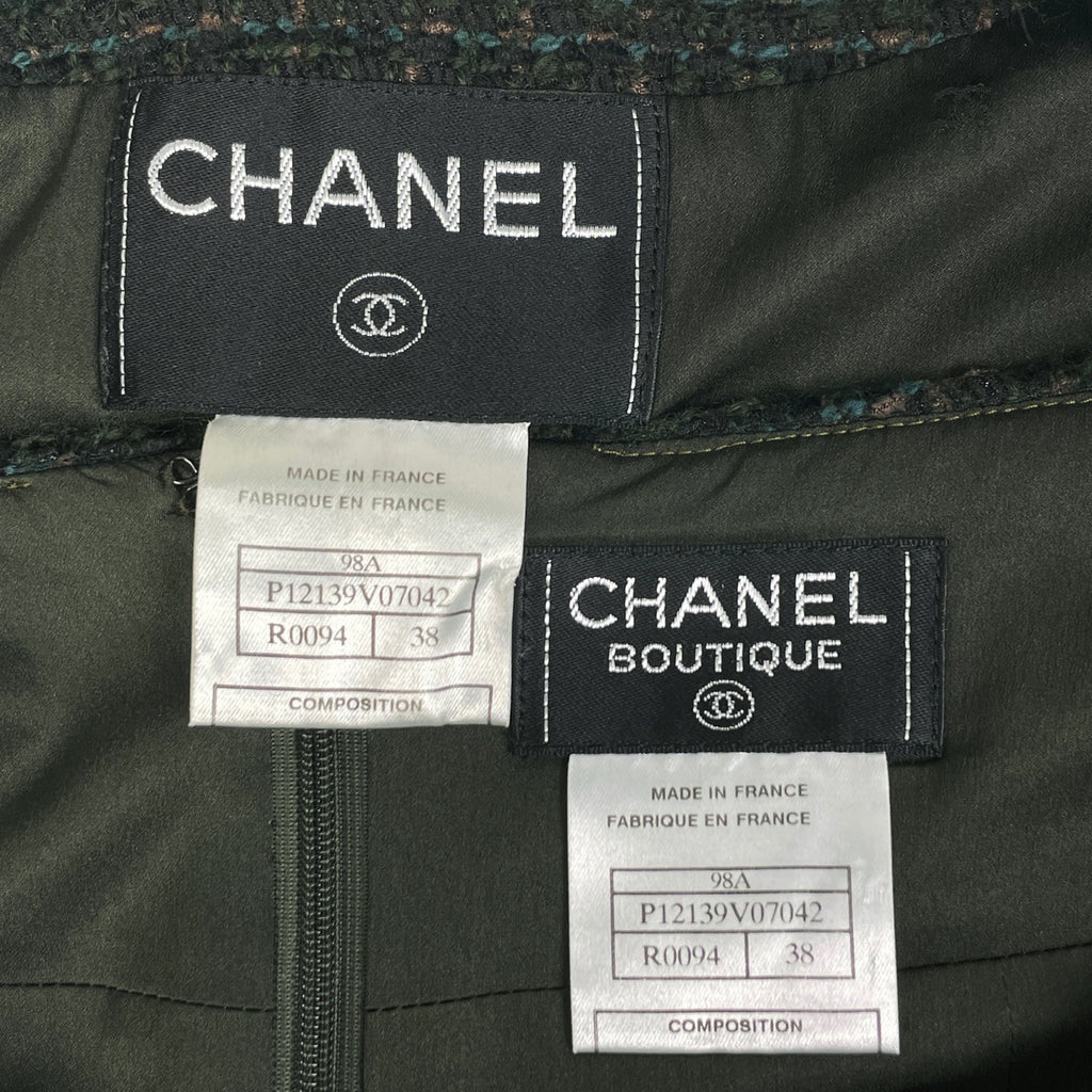 シャネル ツイード セットアップ ココマークボタン ノーカラー 98A マフラー付き セットアップ スカートスーツ グリーン ブラウン レディース 【中古】brapp