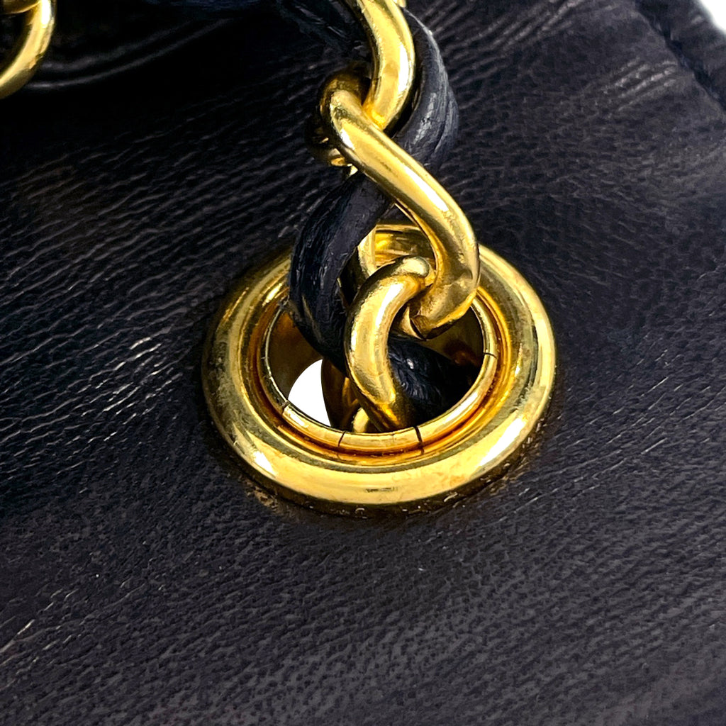 シャネル ココマーク チェーン ショルダーバッグ マトラッセ ショルダーバッグ レザー ネイビー レディース 【中古】brbag