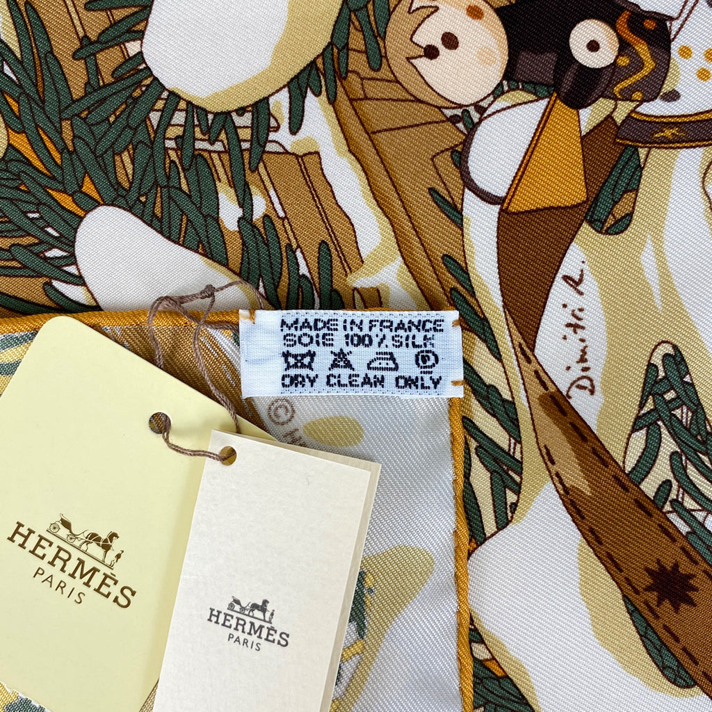 エルメス プチ カレ Noel au 24 Faubourg フォーブル24番地のクリスマス スカーフ シルク イエロー マルチカラー レディース 【中古】brbag