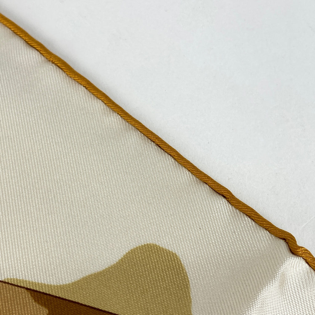 エルメス プチ カレ Noel au 24 Faubourg フォーブル24番地のクリスマス スカーフ シルク イエロー マルチカラー レディース 【中古】brbag