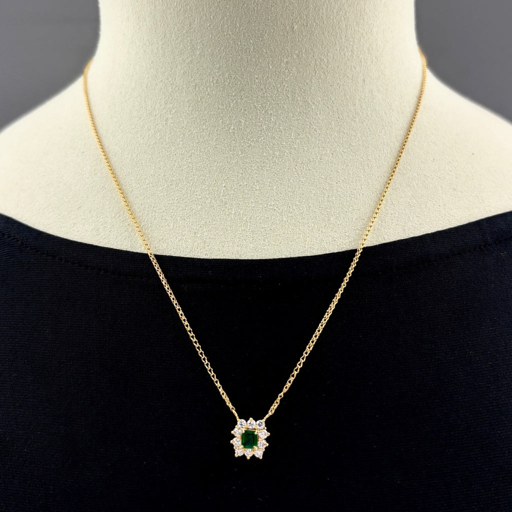 エメラルド デザインネックレス YG イエローゴールド ペンダント メレダイヤ ネックレス 750 エメラルド ダイヤモンド レディース 【中古】nbjwl