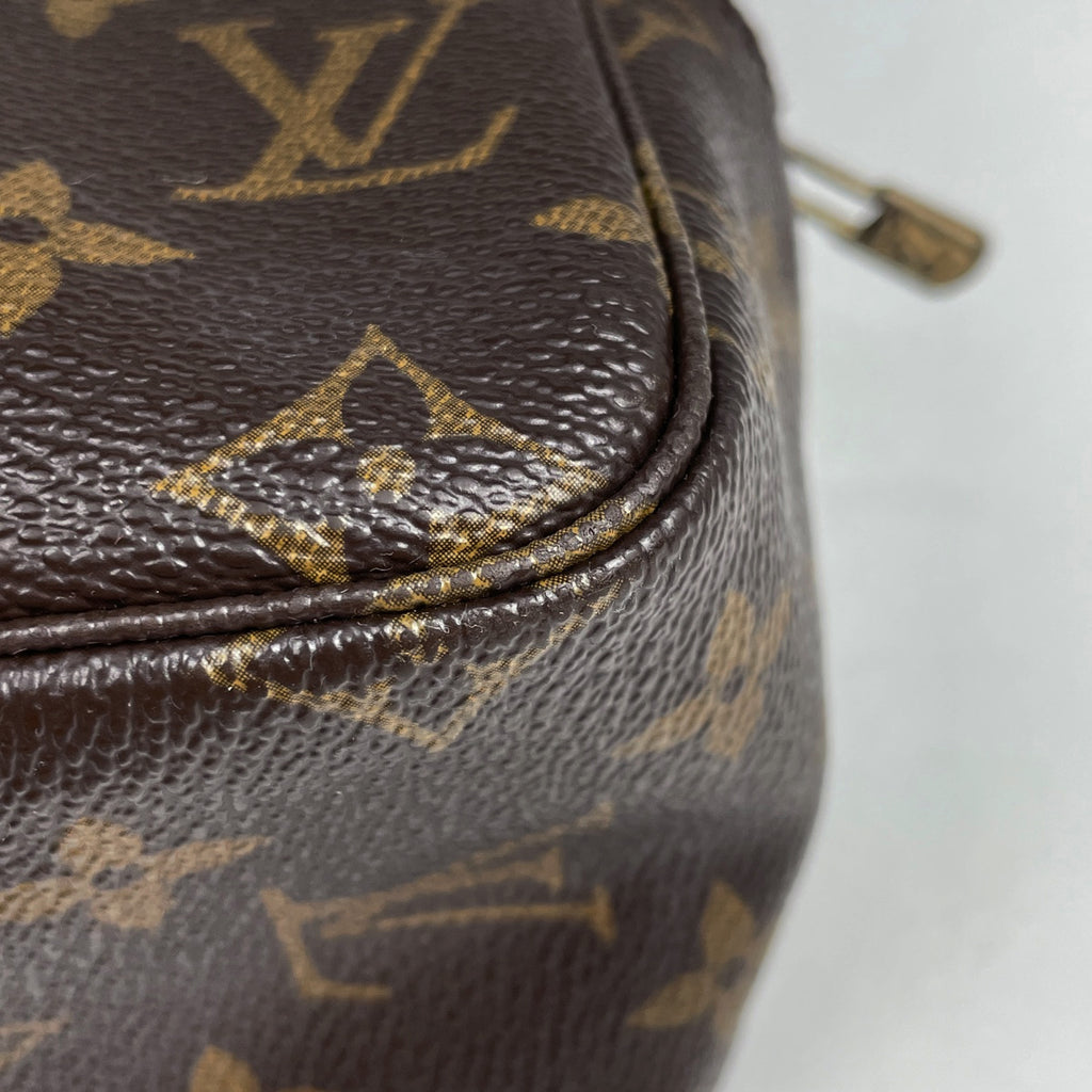 ルイ・ヴィトン トゥルース トワレット 28 メイク コスメ セカンドバッグ 化粧ポーチ モノグラム ブラウン M47522 レディース 【中古】brbag