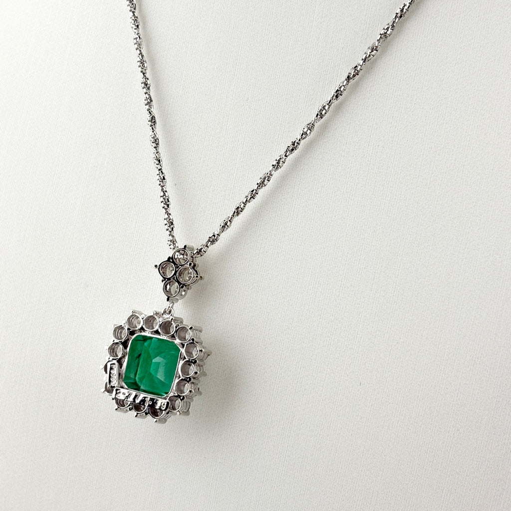エメラルド デザインネックレス プラチナ ペンダント ダイヤモンド ネックレス Pt900 Pt850 エメラルド レディース 【中古】nbjwl