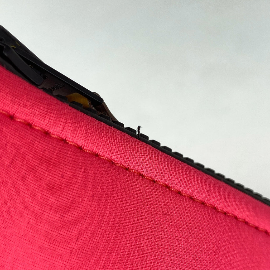 エルメス トゥルース フラット ネオバン MM 化粧ポーチ ナイロン ピンク レディース 【中古】brbag