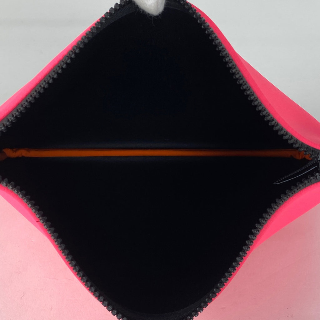 エルメス トゥルース フラット ネオバン MM 化粧ポーチ ナイロン ピンク レディース 【中古】brbag