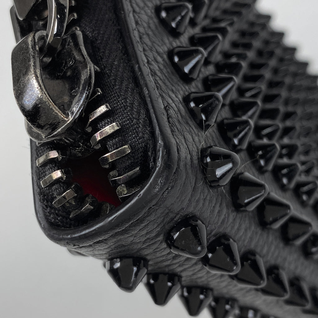 クリスチャンルブタン パネトーネ ラウンドファスナー 長財布 スタッズ 長財布 レザー ブラック レディース 【中古】brbag