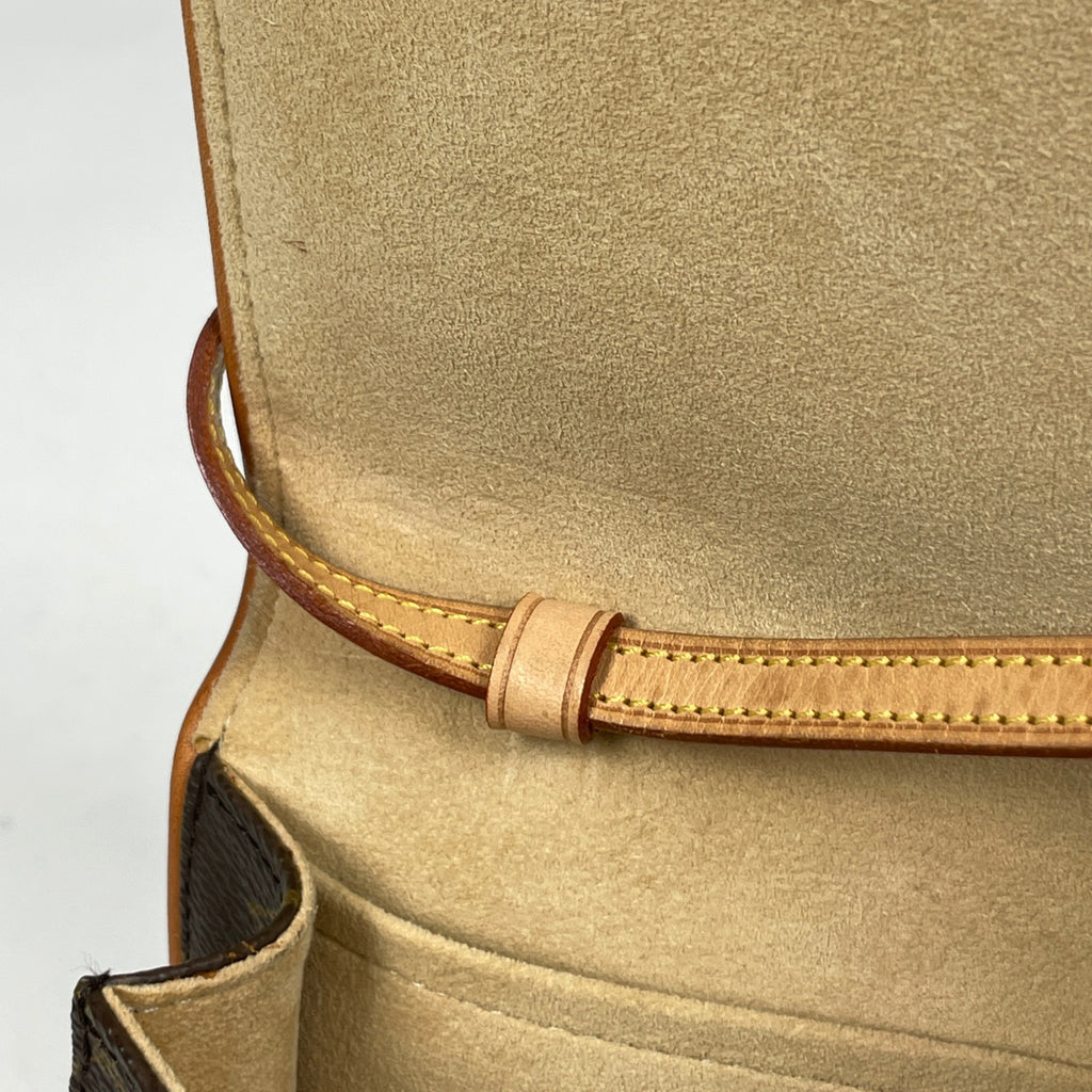 ルイ・ヴィトン ポシェットツイン GM クラッチバッグ 2WAY ショルダーバッグ モノグラム ブラウン M51852 レディース 【中古】brbag