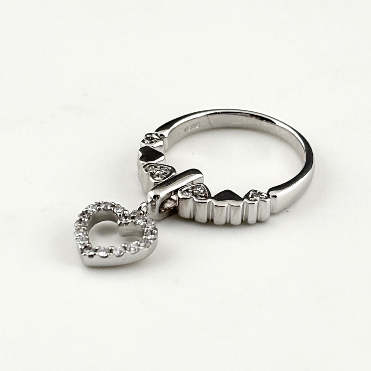 バイセル公式】ハートモチーフ デザインリング WG ホワイトゴールド