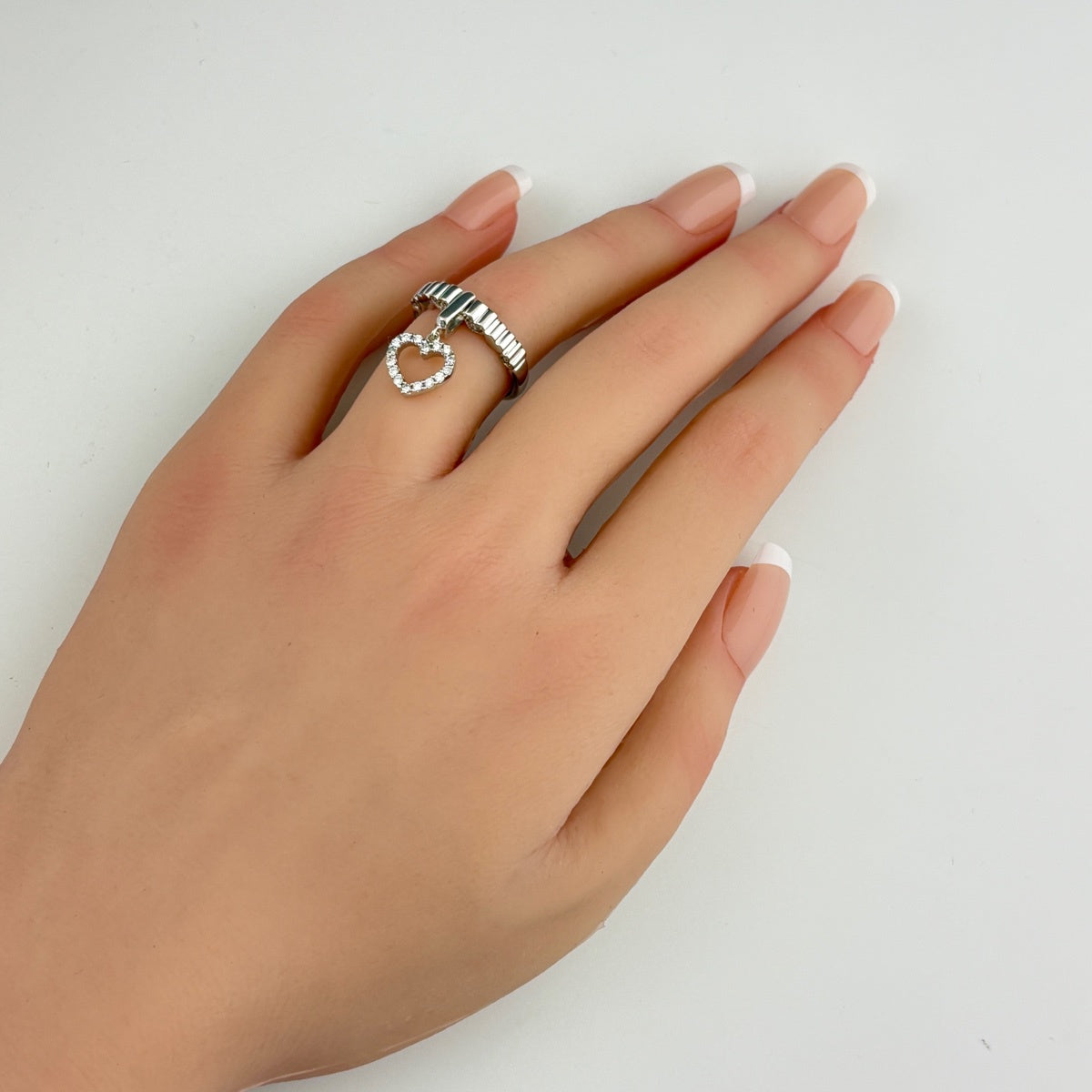 バイセル公式】ハートモチーフ デザインリング WG ホワイトゴールド