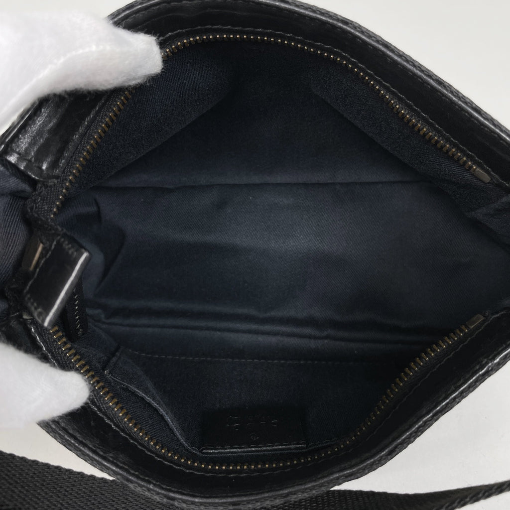 グッチ GG柄 ハンドバッグ アクセサリーポーチ ハンドバッグ GGキャンバス ブラック レディース 【中古】brbag