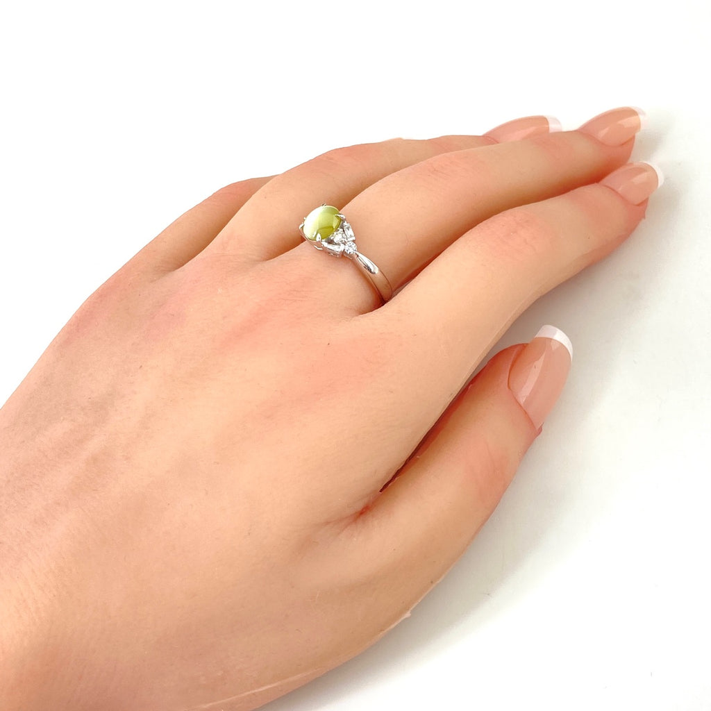 クリソベリルキャッツアイ デザインリング WG ホワイトゴールド 指輪 メレダイヤ リング 14号 K18 WG レディース 【中古】nbjwl