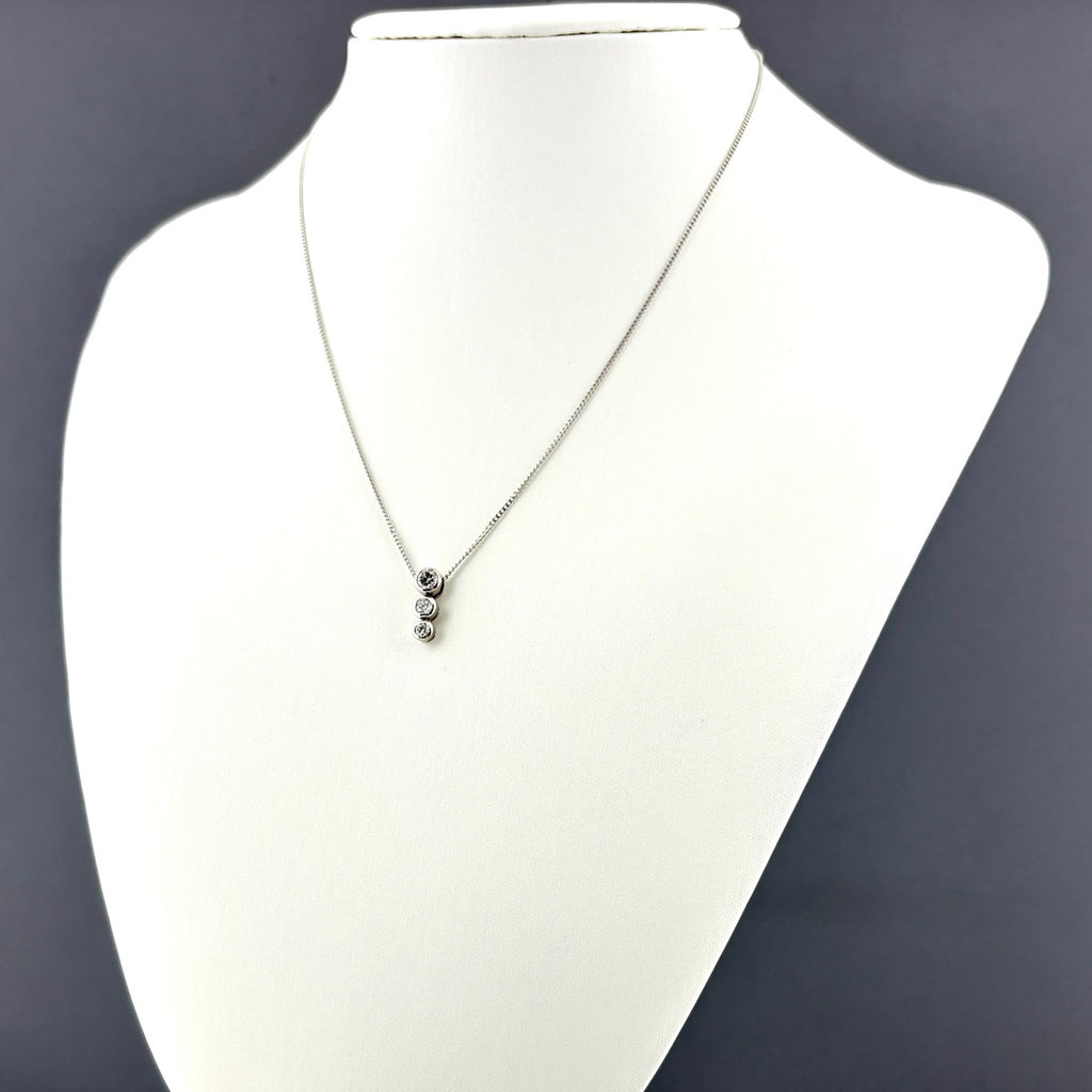 メレダイヤ デザインネックレス プラチナ ペンダント ネックレス Pt900 Pt850 ダイヤモンド レディース ノンブランドジュエリー 【中古】nbjwl