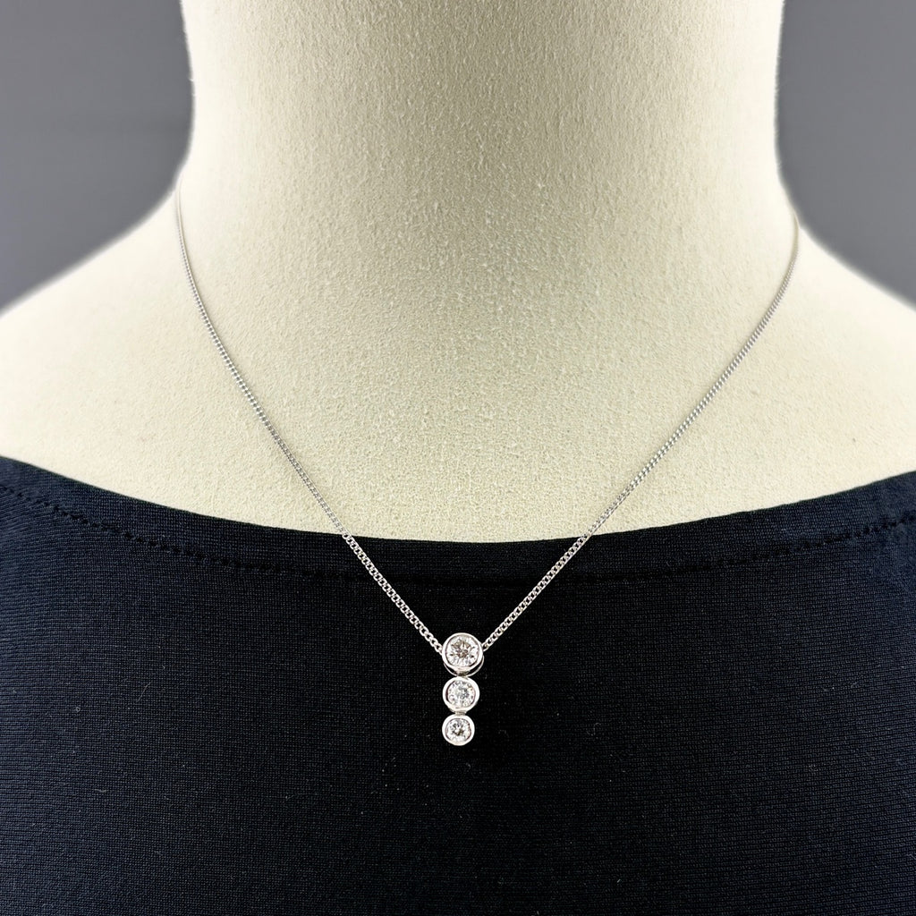 メレダイヤ デザインネックレス プラチナ ペンダント ネックレス Pt900 Pt850 ダイヤモンド レディース ノンブランドジュエリー 【中古】nbjwl