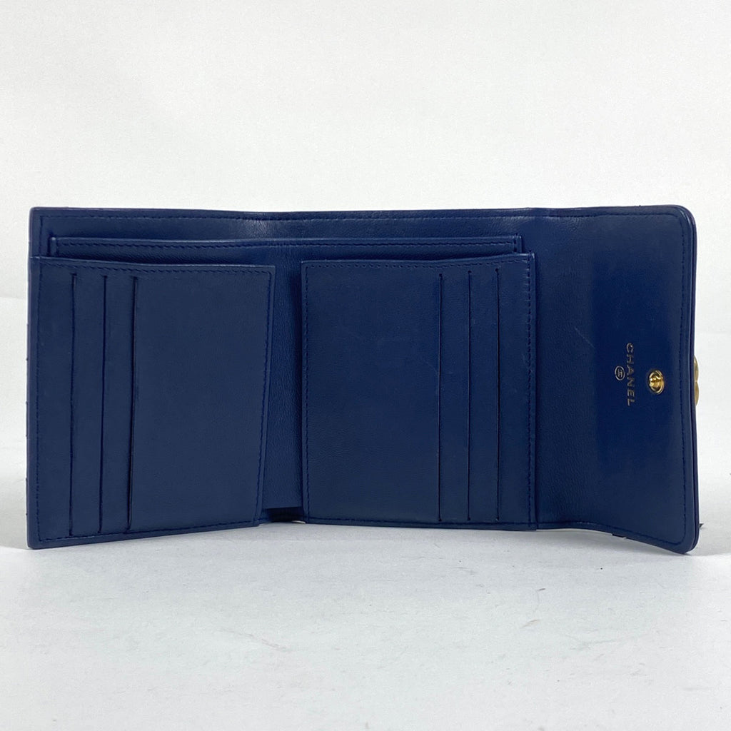 シャネル ボーイシャネル 三つ折り財布 ミニウォレット 三つ折り財布 レザー ネイビー レディース 【中古】brbag