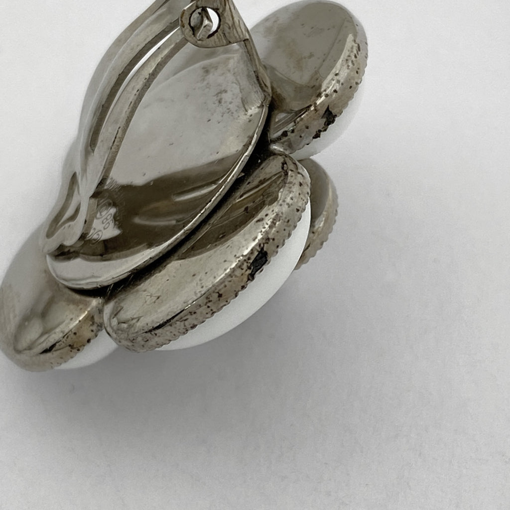 シャネル デザイン イヤリング フラワー イヤリング シルバーメッキ シルバー ホワイト レディース 【中古】bracc