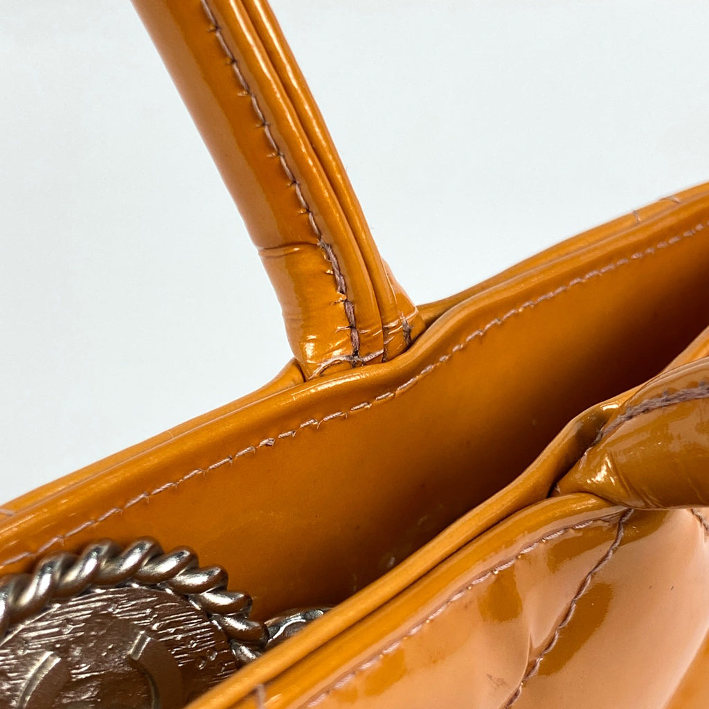 シャネル 復刻トート ハンドバッグ ココマーク エナメル トートバッグ レザー オレンジ A01804 レディース 【中古】brbag